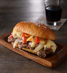 費城牛肉起司三明治