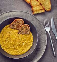 Zuppa di cereali e lenticchie a Cottura Lenta