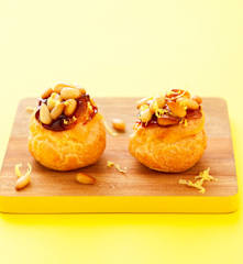 Choux aux pignons de pin caramelisés et citron