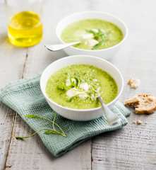 Velouté de courgette et roquette
