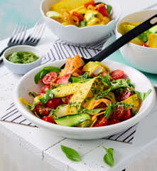 Pesto-Gemüse-Salat