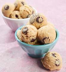 Keto Chocolate Chip Cookie Dough Fat Bomb