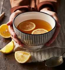 Grog au citron, miel et rhum