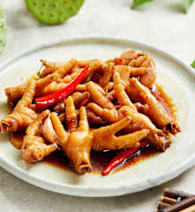 台式古早味卤鸡脚