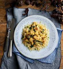 Caril de legumes com bulgur