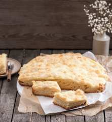 Góralski kołacz z masą twarogowo-ziemniaczaną