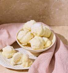 Kokos-Mandel-Proteinkugeln