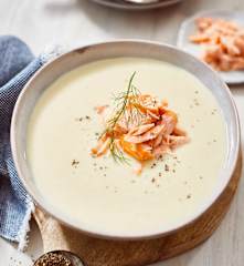 Fenchelrahmsuppe mit Stremellachs
