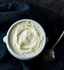 Crema diplomatica