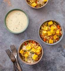 Tofu mit Zucchetti-Karotten-Reis