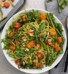 Pesto spaghetti with roast pumpkin