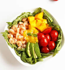 芒果牛油果大虾色拉