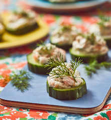 Gurkenhäppchen mit Lachs