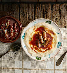 Polenta bianca e salsiccia