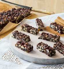 Chocolate energy bars
