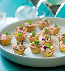 Peanut soba noodle wonton cups