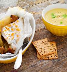 Soupe panais-poireau, poisson en papillote aux endives et châtaignes à l'orange