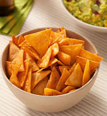 Houmous de haricots borlotti et nachos