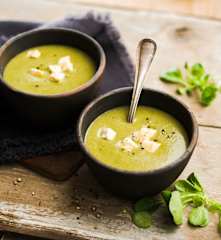 Velouté de mâche au Curé Nantais