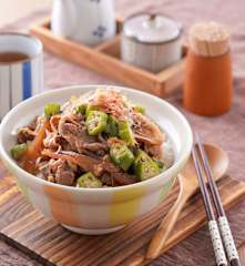 秋葵牛肉丼飯