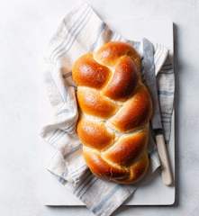 Milk bread (Challah)
