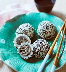 Mochis com recheio de sésamo