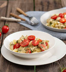 Gnocchi w sosie szpinakowym z kurczakiem