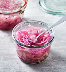 Fermented Onions (with Cutter)