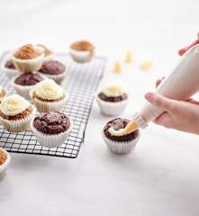 Krem dekoracyjny z serka