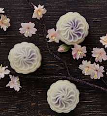 紫薯牛奶冰皮月饼