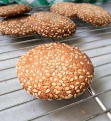 Tahinli Bademli Kurabiye