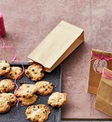 Weiße-Schokoladen-Sauerkirsch-Cookies