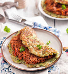 Placki porowe z mięsnym farszem