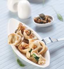 Tortelloni z ricottą i szpinakiem