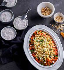 Menù: Cous cous con albicocche, nocciole, Feta e verdure; Crema alla stracciatella (Bimby Friend)