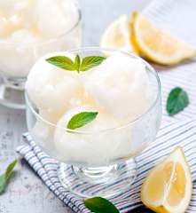 Szybki sorbet cytrynowy