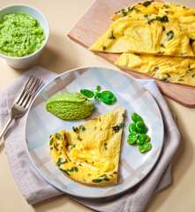 Frittata con battuto di fave