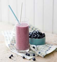 Berry breakfast smoothie
