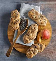 Mohnflesserl aus Dinkel