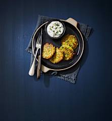 Zucchini-Halloumi-Plätzchen
