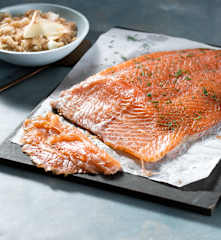 Gravlax de salmón