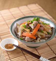 壽喜燒牛肉蓋飯