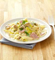 Nouilles sauce verte et rose