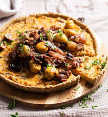 Quiche de castañas, champiñones y arándanos
