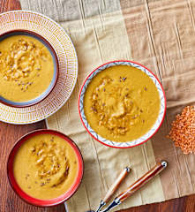 Mercimek corbasi (Crema di lenticchie rosse)