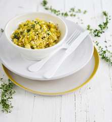 Cuscuz de couve-flor com tofu