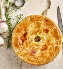 Empada folhada de carne