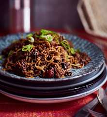 Glasnudeln mit Hackfleisch (蚂蚁上树)