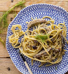 Pasta con le sarde (Pasta chi sardi)
