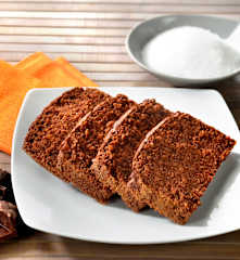 Semplice plumcake al cioccolato